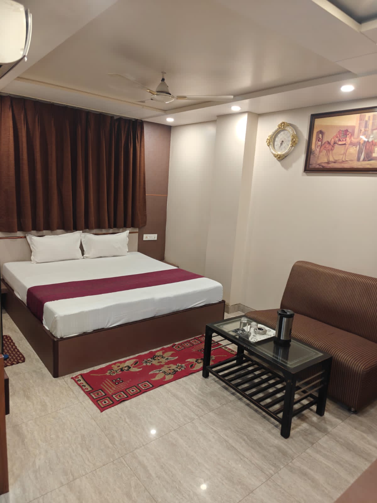Hotel Jinendra Palace Heritage Details